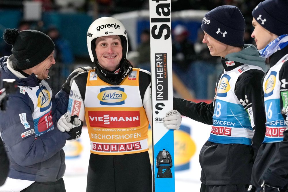 Slovinec Domen Prevc sa stal celkovým víťazom Turné štyroch mostíkov v Bischofshofene 