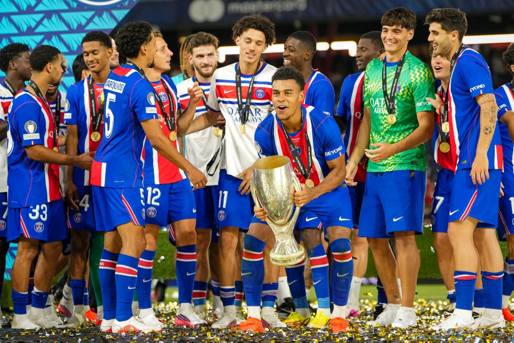 Finále Superpohára UEFA: PSG - Aston Villa