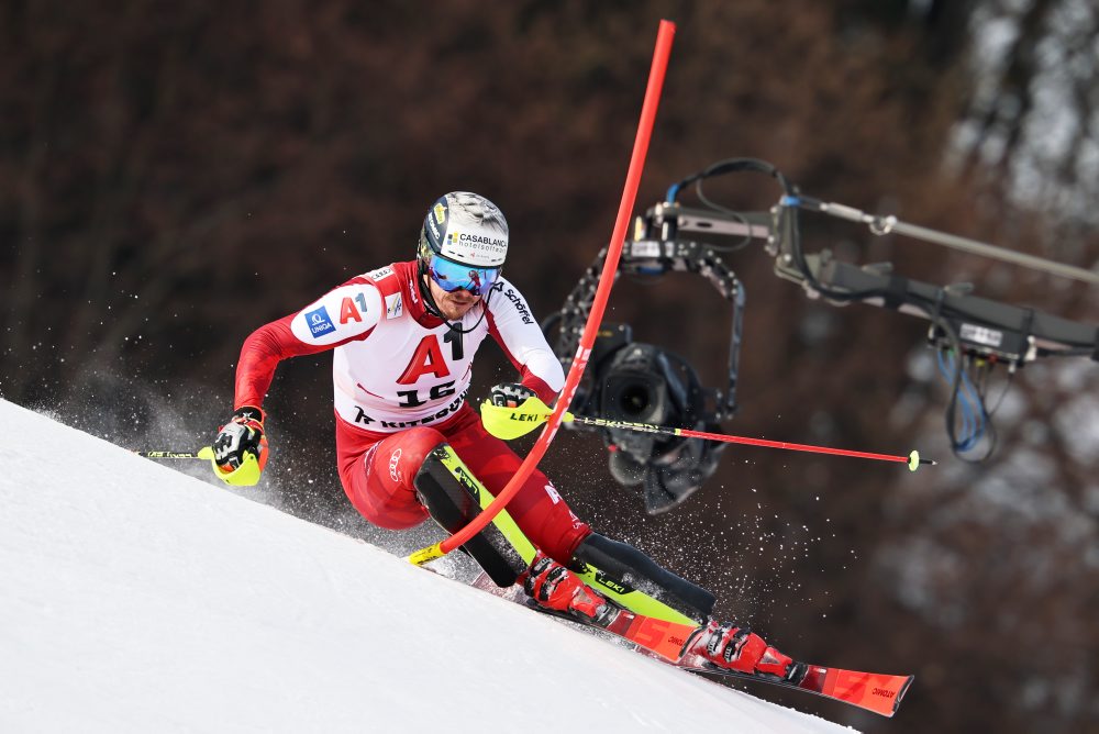 1. kolo slalomu mužov 