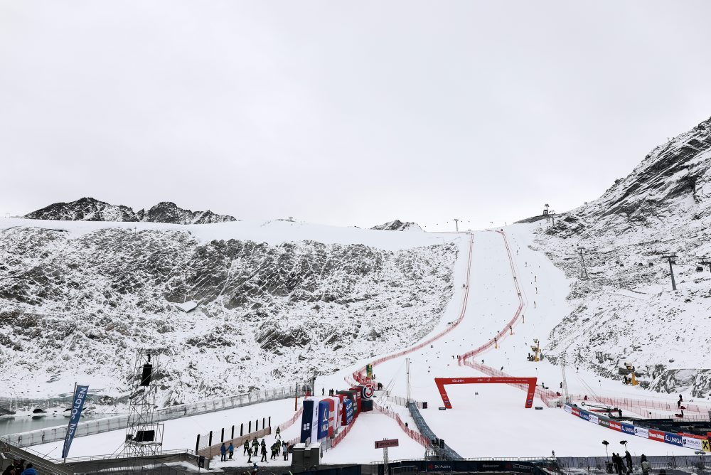 Úvodné podujatie SP v alpskom lyžovaní v rakúskom Söldene 