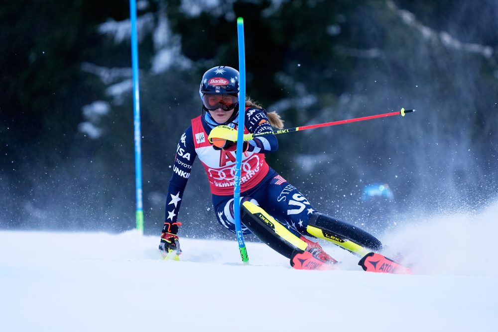 1. kolo slalomu žien 