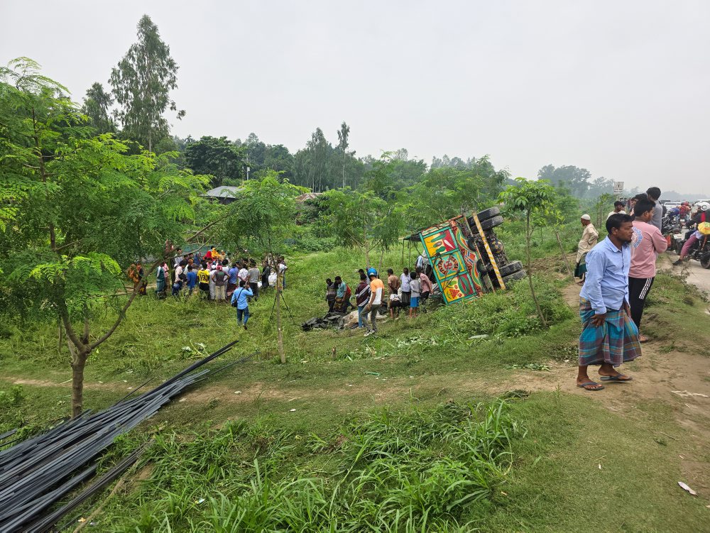 Nehoda nákladného auta v Bangladéši