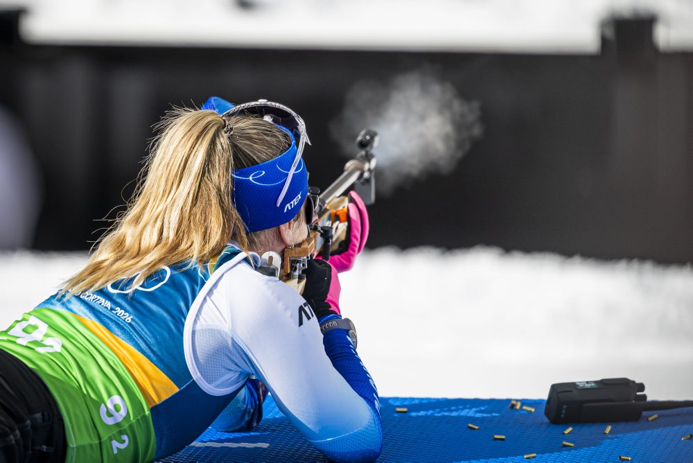 ZOH26: Biatlon – rozcvička pred štafetou žien na 4×6 km
