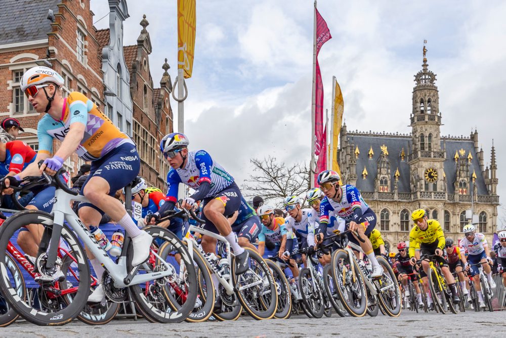 Cyklistika: Evenepoel vynechá preteky Paríž-Roubaix