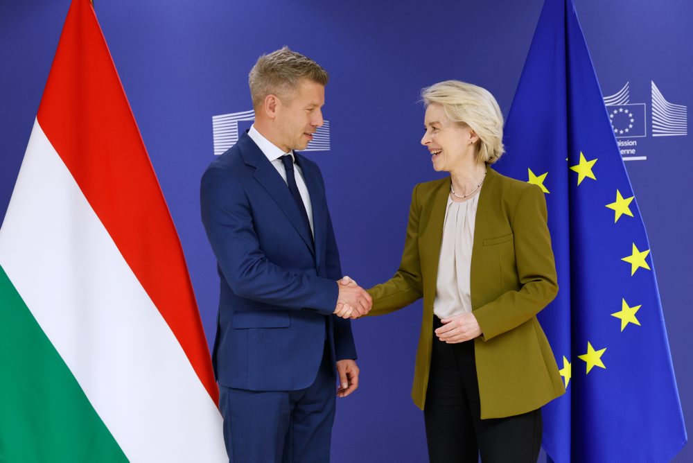 Péter Magyar pricestoval na návštevu Belgicka, v Bruseli sa stretol s predsedníčkou Európskej komisie Ursulou von der Leyenovou