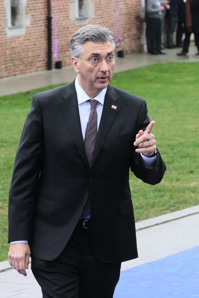 Plenkovič: Chorvátsko je pripravené zabezpečiť dodávky ropy pre Maďarsko a SR