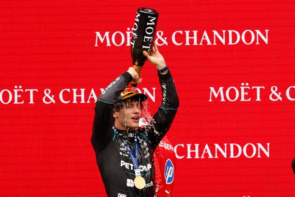 Talian Kimi Antonelli triumfoval na Veľkej cene Belgicka pred Leclercom a Verstappenom