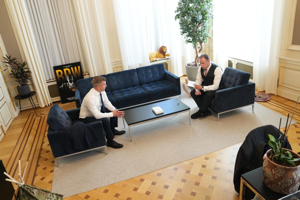 Maďarský premiér Péter Magyar pricestoval na návštevu Belgicka