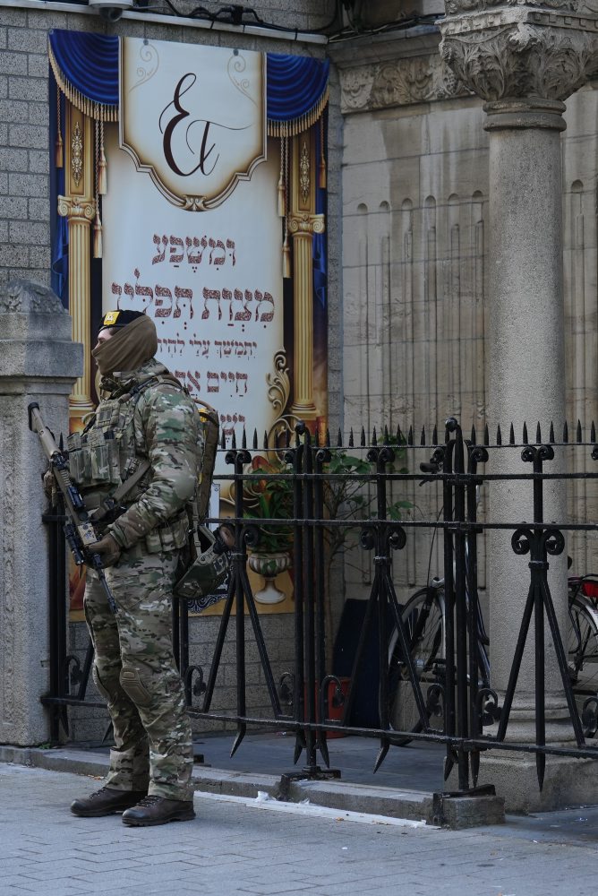 V Belgicku rozmiestnili vojakov na hliadkovanie židovských inštitúcií 