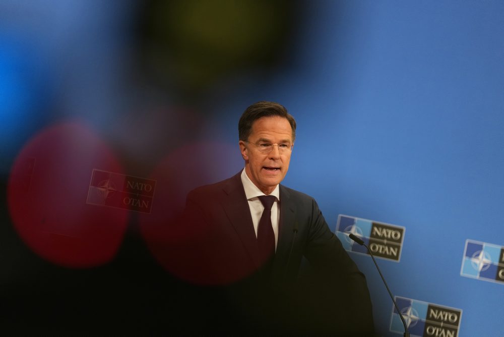 Generálny tajomník NATO Mark Rutte predstavil výročnú správu o činnosti Aliancie za rok 2025 v sídle NATO v Bruseli