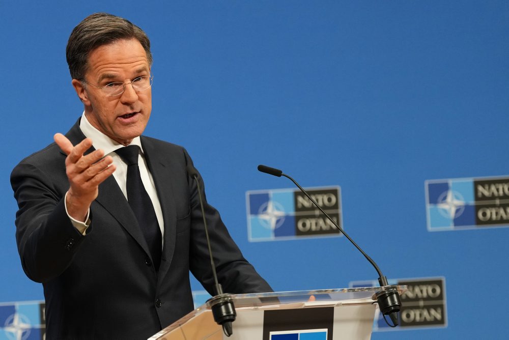 Generálny tajomník NATO Mark Rutte predstavil výročnú správu o činnosti Aliancie za rok 2025 v sídle NATO v Bruseli