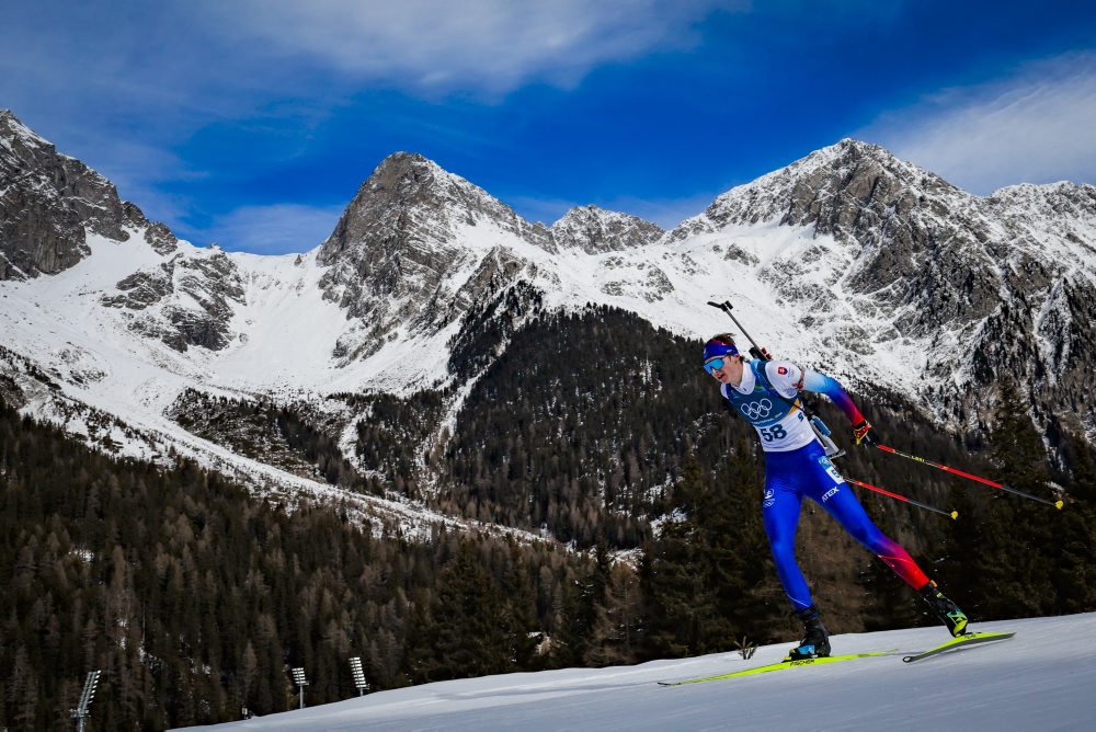 Slovák Jakub Borguľa v stíhacích pretekoch na 10 km v biatlone