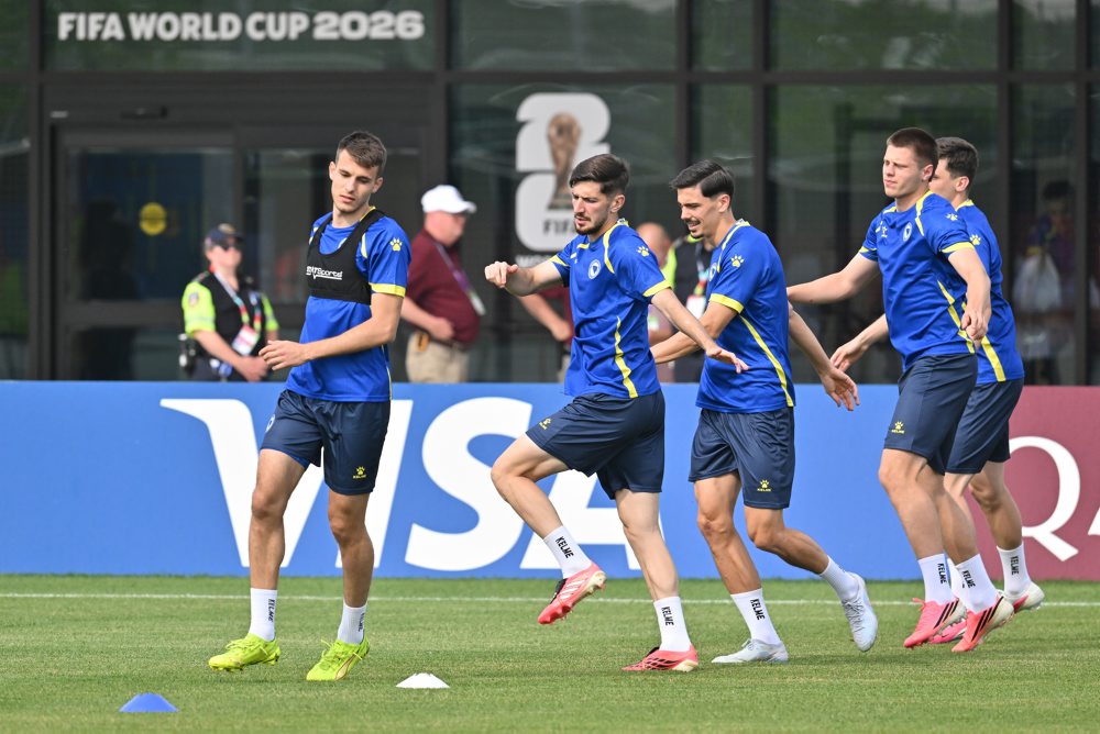 Tréning Bosny pred duelom proti domácim hráčom na MS vo futbale v Kanade