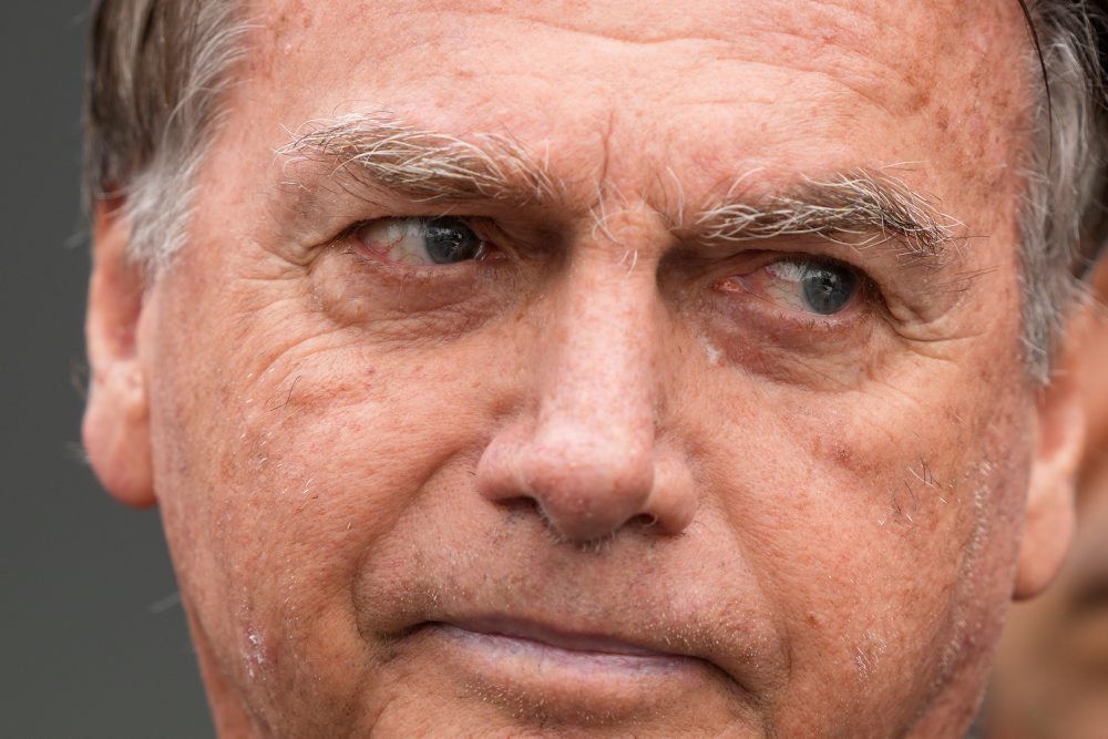 Bolsonaro je hospitalizovaný na jednotke intenzívnej starostlivosti