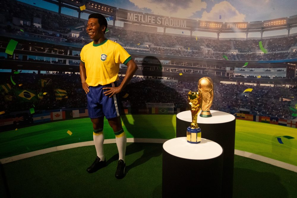 Odhalili voskovú figurínu Pelého v Riu de Janeiro 