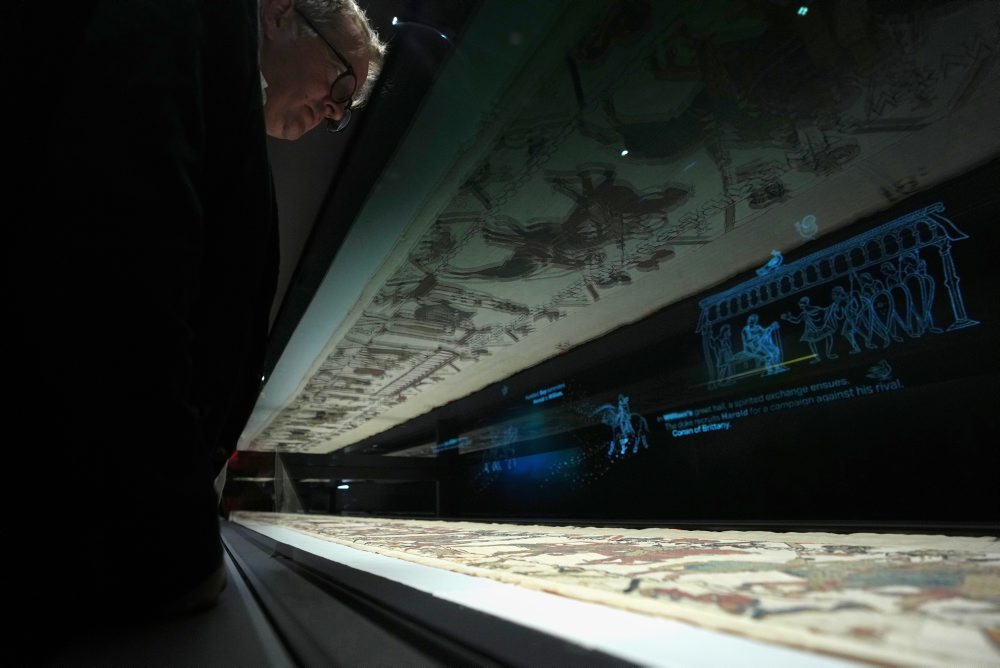 V Británii po takmer 900 rokoch vystavia tapisériu z Bayeux