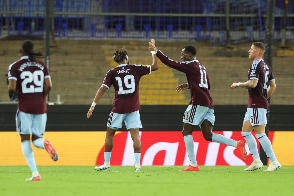 2.kolo ligovej fázy Ligy majstrov: Aston Villa - Fenerbahçe Istanbul