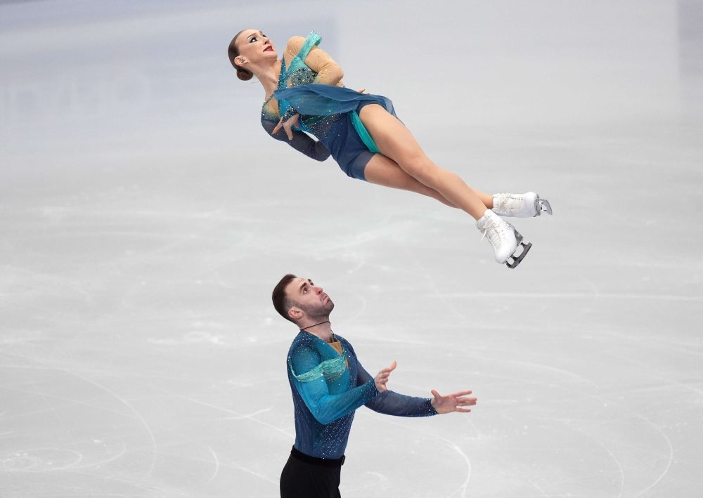 Voľné jazdy športových dvojíc 