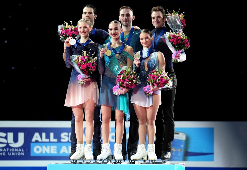 Voľné jazdy športových dvojíc 