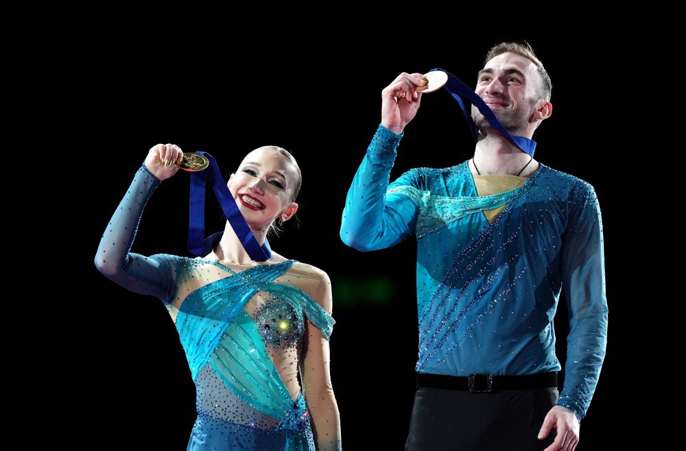 Voľné jazdy športových dvojíc 