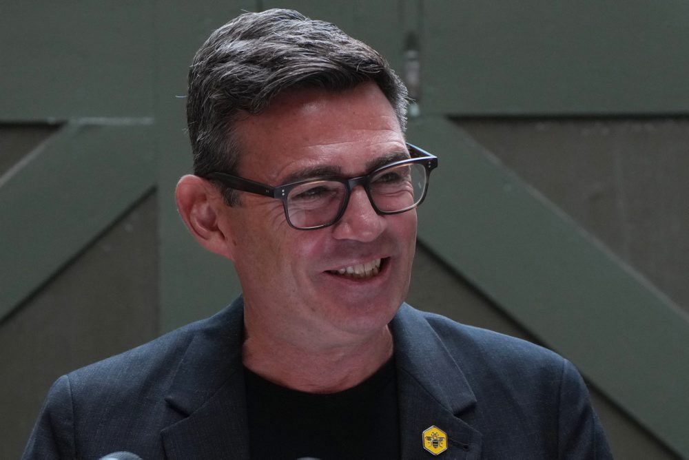 Burnham bude novým britským premiérom, získal dostatočnú podporu labouristov