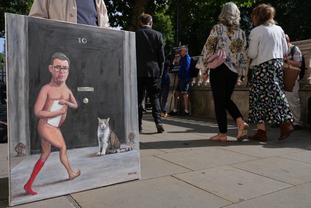 Burnham sa stal novým britským premiérom