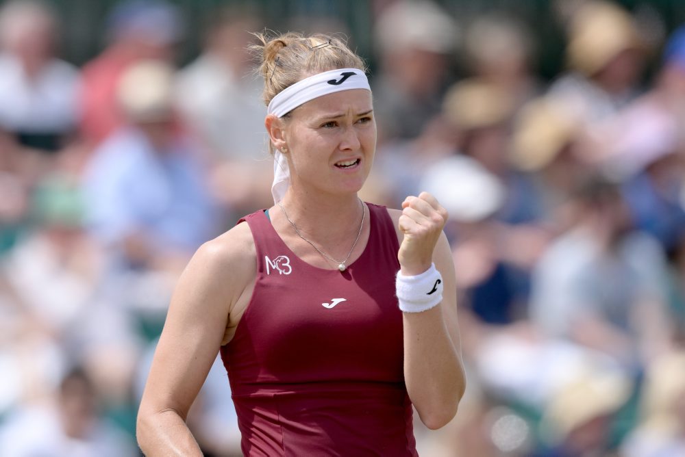 Češka Marie Bouzková sa prebojovala do finále turnaja WTA v Nottinghame