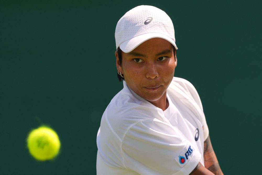 1. kolo vo Wimbledone: Mananchaya Sawangkaewová (Thaj.) - Maja Chwalinská (Poľ.-20)