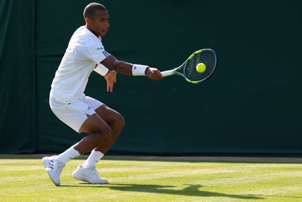 1. kolo vo Wimbledone: Felix Auger-Aliassime (Kan.-3) - Aleksandr Ševčenko (Kaz.) 
