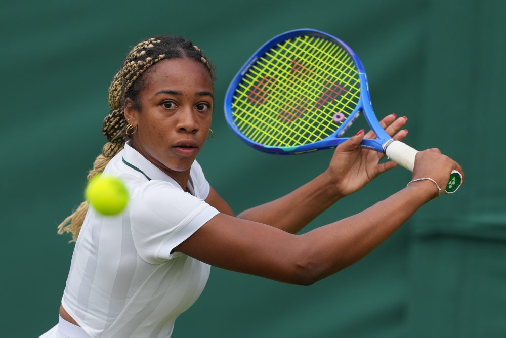 Prvé kolo vo Wimbledone: Tyra Grantová - Katie Boulterová
