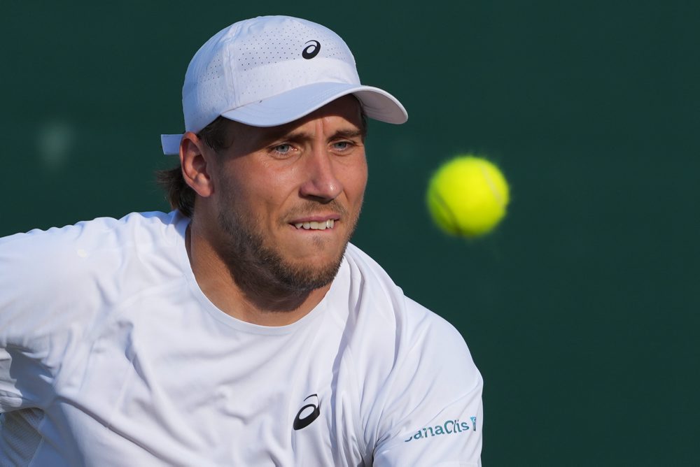 1. kolo vo Wimbledone: Alex Molčan - Daniel Altmaier