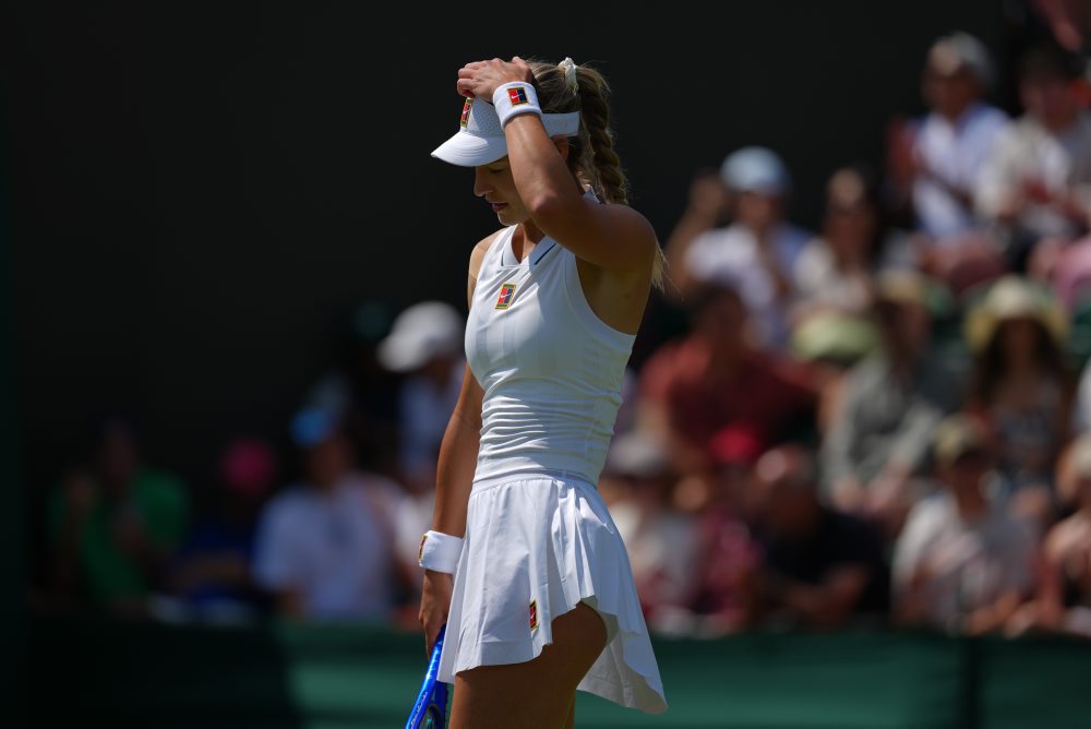 Tretie kolo vo Wimbledone: Anna Kalinská - Belinda Benčičová