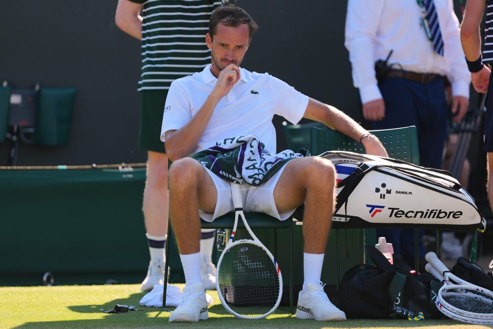 3. kolo vo Wimbledone: Jan-Lennard Struff (Nem.) - Daniil Medvedev (Rus.-8)
