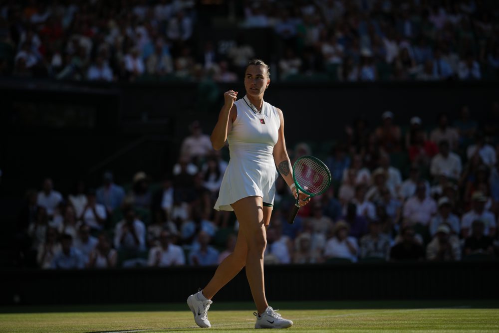 Tretie kolo vo Wimbledone: Arina Sobolenková (Biel.-1) - Jelena Ostapenková (Lot.)
