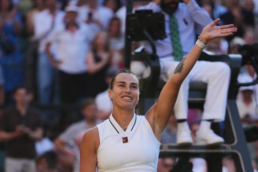 Tretie kolo vo Wimbledone: Arina Sobolenková (Biel.-1) - Jelena Ostapenková (Lot.)