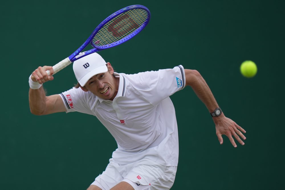 3. kolo vo Wimbledone: Alex de Minaur - Zachary Svajda