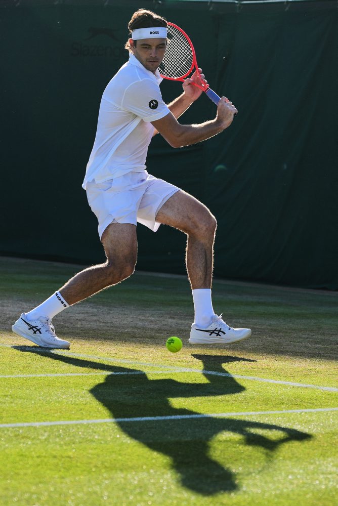 3. kolo vo Wimbledone: Taylor Fritz - Lorenzo Sonego