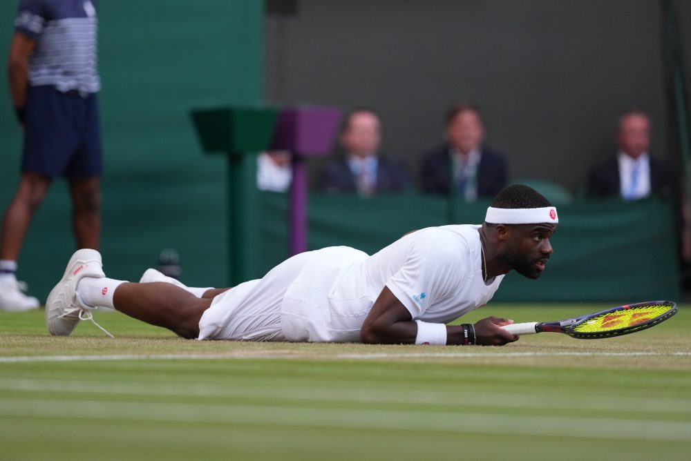 3. kolo vo Wimbledone: Frances Tiafoe - Alexander Bublik