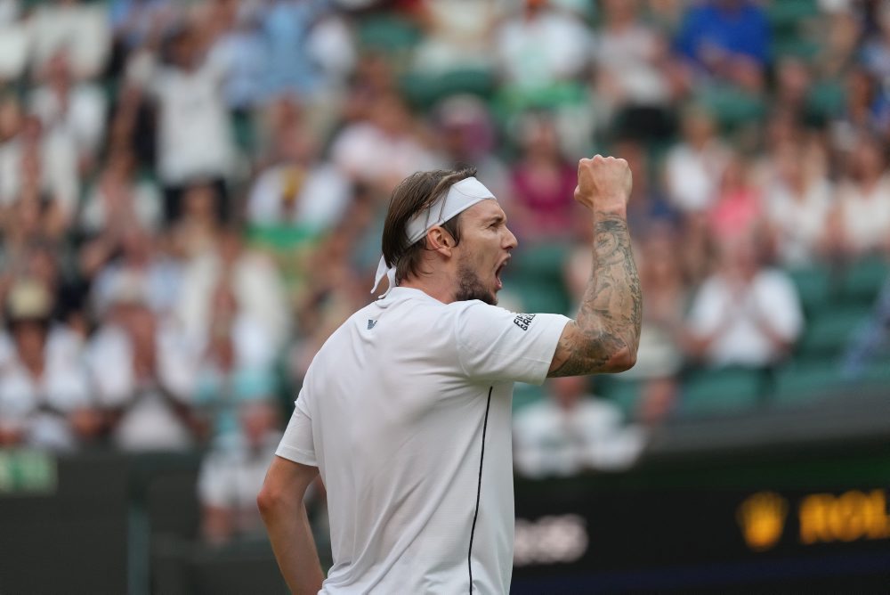 3. kolo vo Wimbledone: Frances Tiafoe - Alexander Bublik