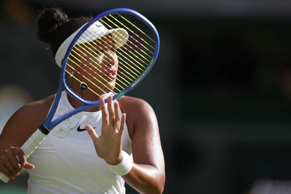 Osemfinále vo Wimbledone: Naomi Osaková - Arina Sobolenková
