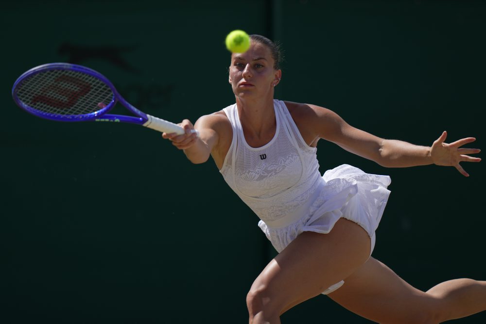 Osemfinále vo Wimbledone: Marta Kosťuková - Ashlyn Kruegerová