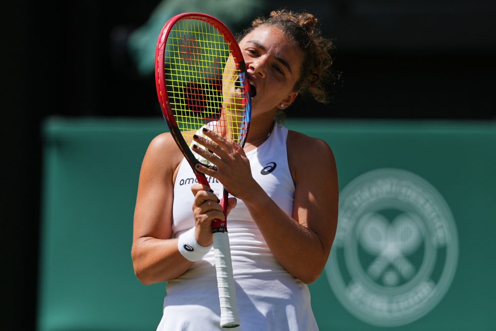 Jasmine Paoliniová - Alexandra Ealová 