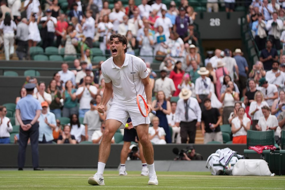 Američan Taylor Fritz prešiel cez Bublika do štvrťfinále dvojhry na Wimbledone