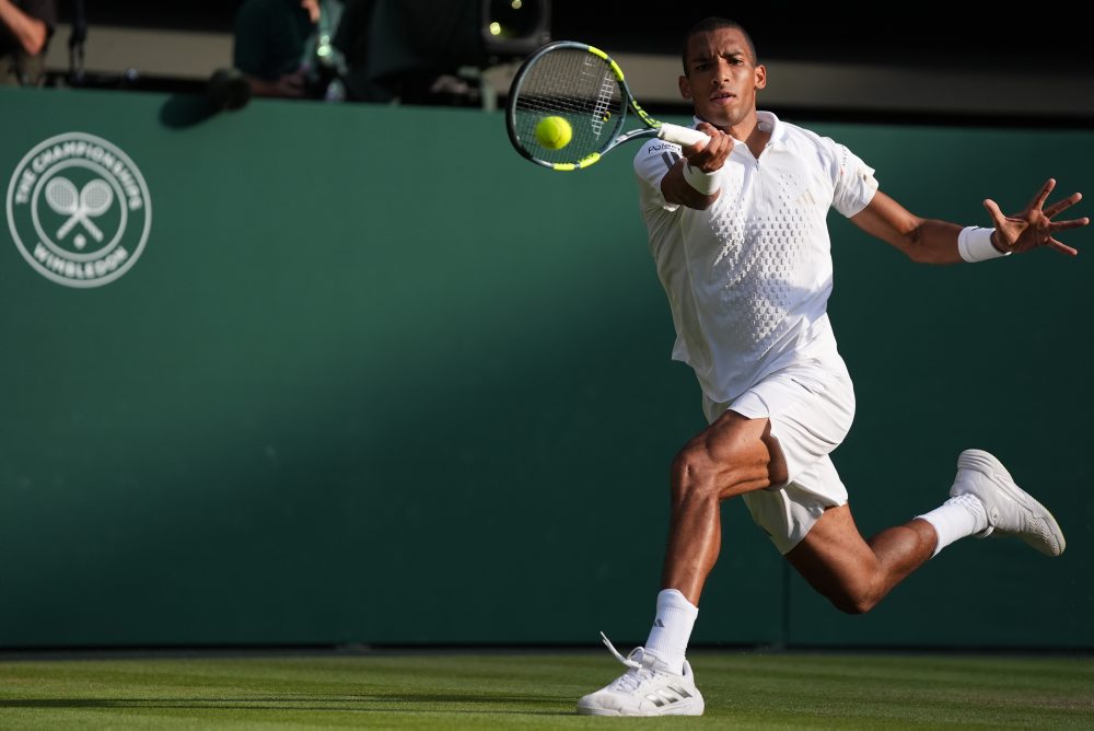 Štvrťfinále dvojhry mužov vo Wimbledone: Novak Djokovič - Felix Auger-Aliassime