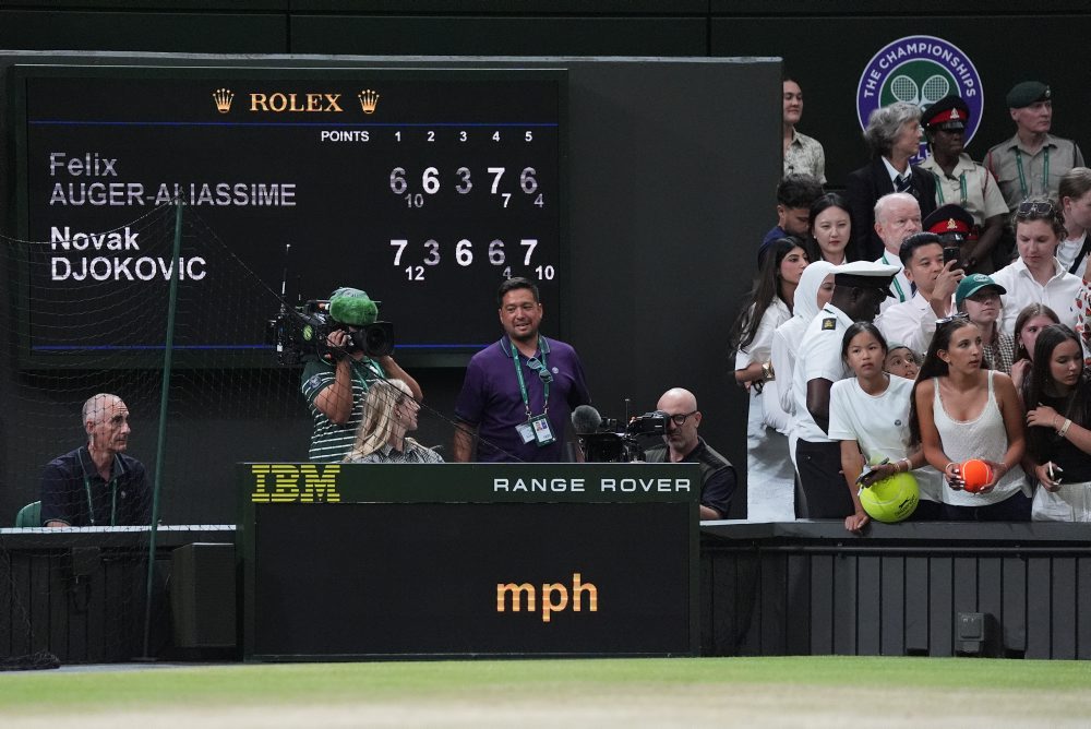Štvrťfinále vo Wimbledone : Novak Djokovič (Srb.-7) - Felix Auger-Aliassime (Kan.)