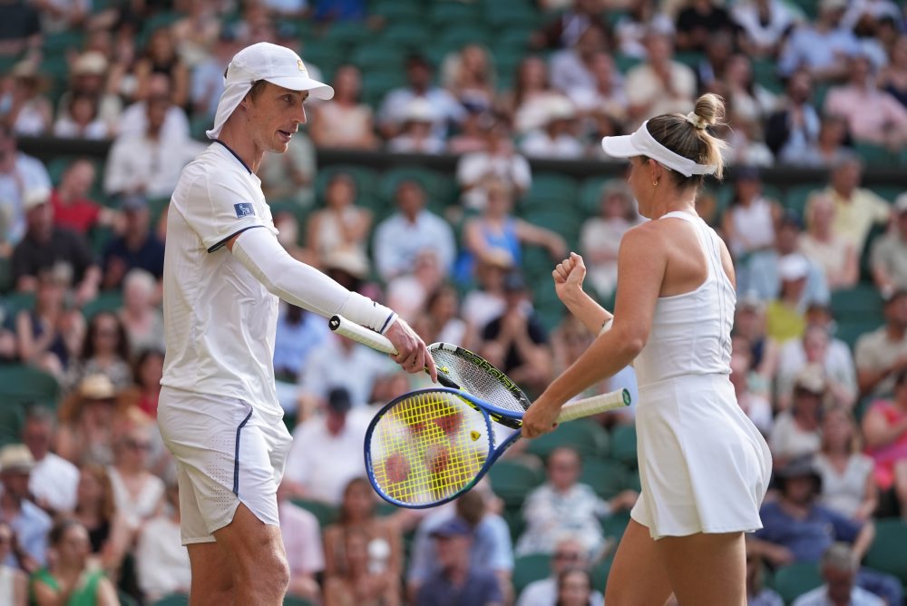 Finále mixu vo Wimbledone: Jelena Ostapenková a Marcelo Arevalo - Marc Polmans a Storm Hunterová