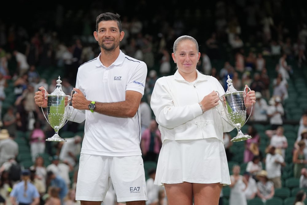 Finále mixu vo Wimbledone: Jelena Ostapenková a Marcelo Arevalo - Marc Polmans a Storm Hunterová
