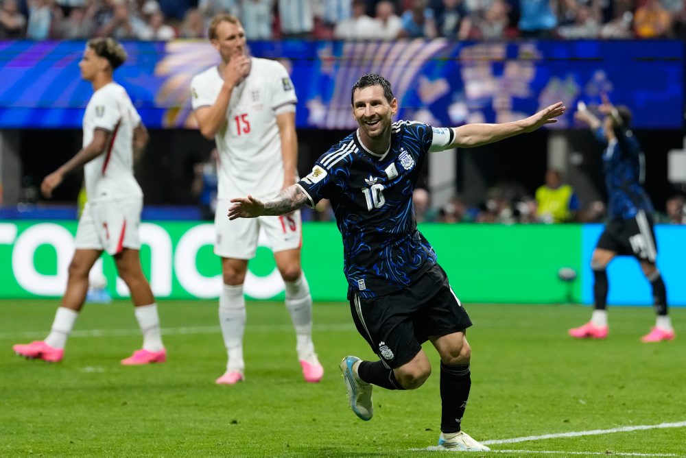 Semifinále MS vo futbale : Anglicko - Argentína