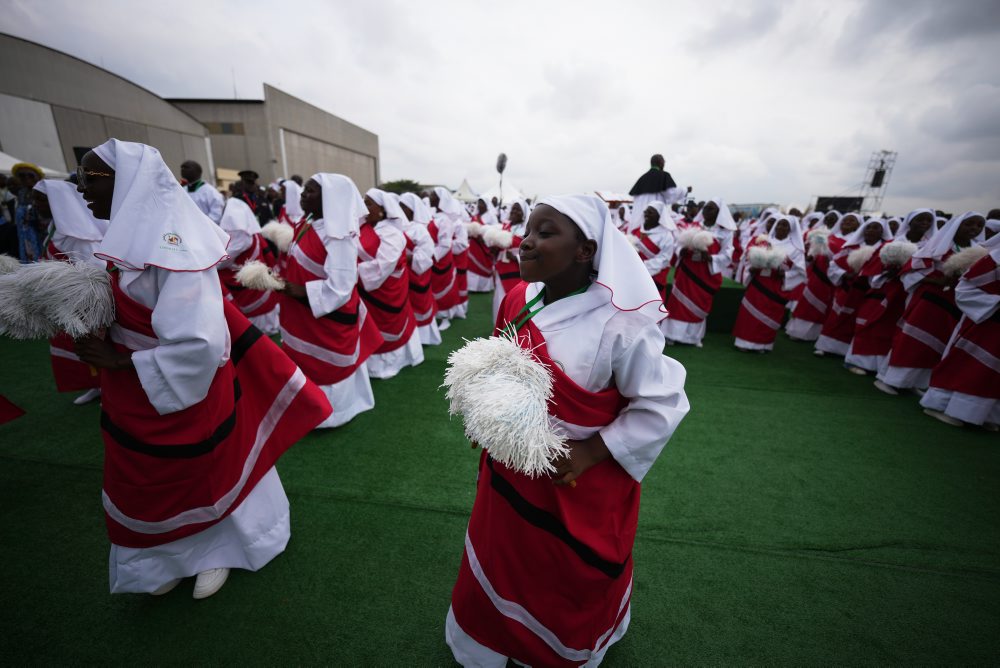 Pápež Lev XIV. pokračuje v návšteve Kamerunu