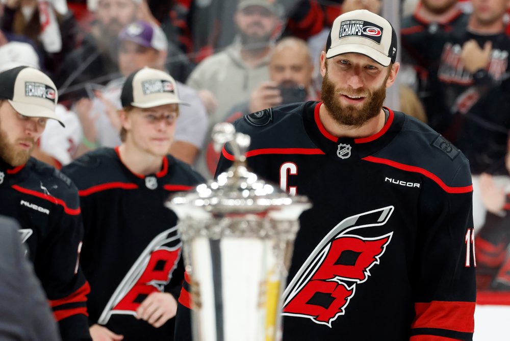 Carolina Hurricanes - Montreal Canadiens